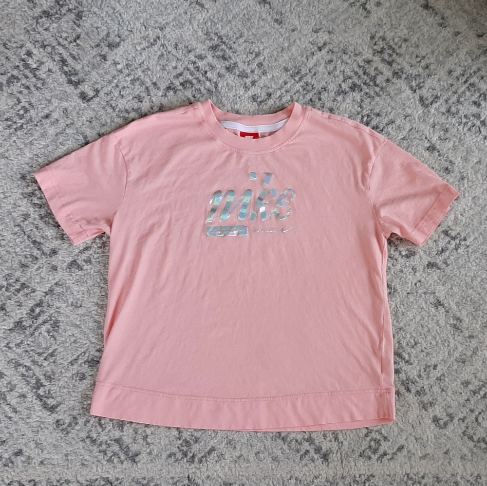 Nike Shirt Size M